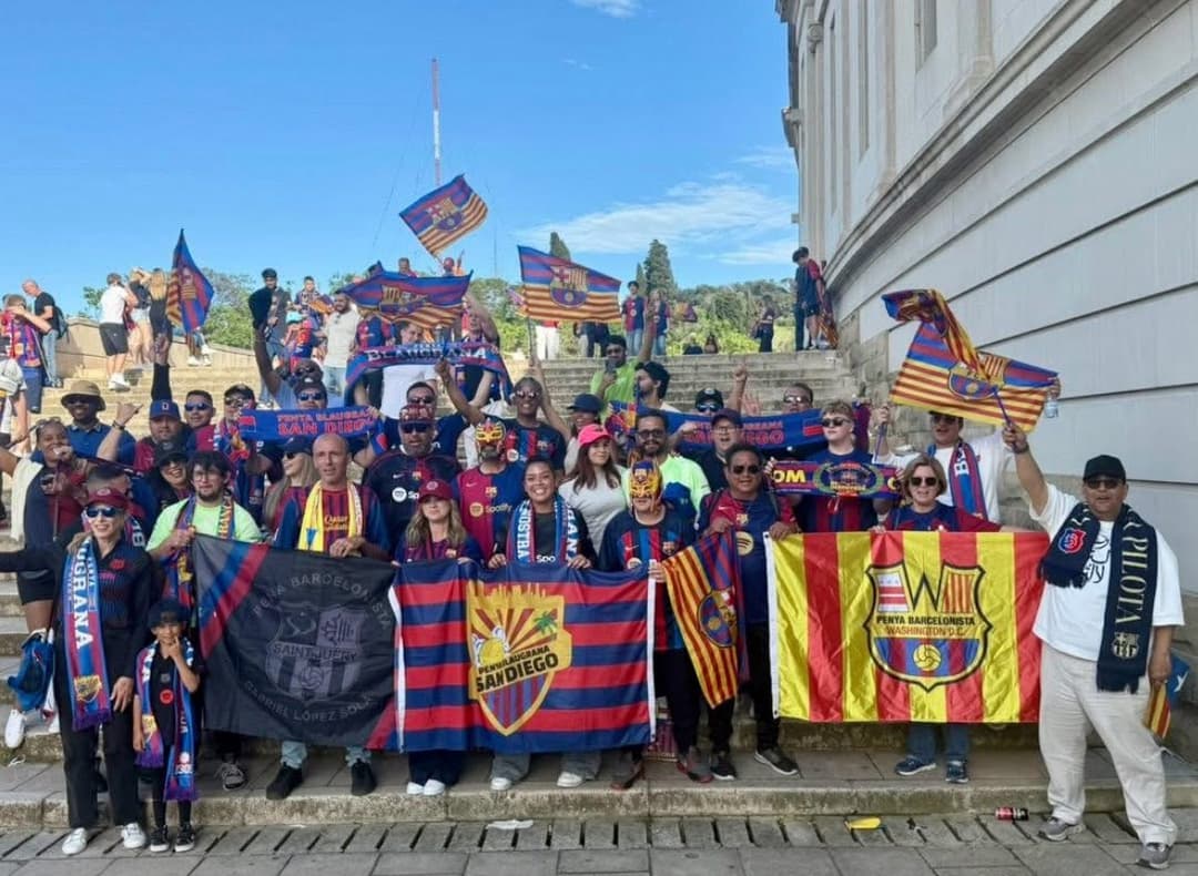 Penya members outside Montjuïc